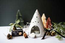 Load image into Gallery viewer, Stunning Christmas Tree Wax Burner