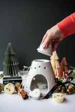 Load image into Gallery viewer, Stunning Christmas Tree Wax Burner