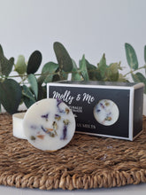 Load image into Gallery viewer, Black Pomegranate Natural Soy Wax Melts