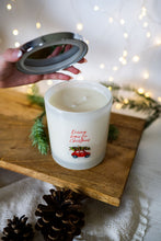 Load image into Gallery viewer, Driving Home for Christmas – Extra Large Christmas Spice Candle