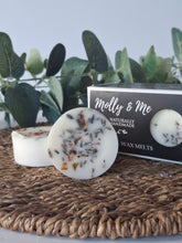 Load image into Gallery viewer, Lemon &amp; Lavender Natural Soy Wax Melts